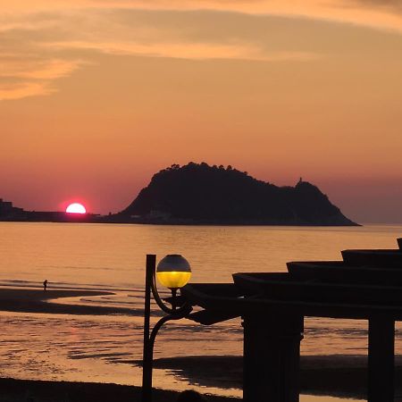 Apartamento Pilartxo Zarautz Exterior photo